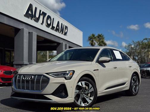 Siam Beige Metallic 2022 Audi e-tron Sportback S line Prestige