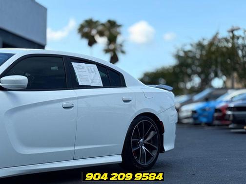 Bright White Clearcoat 2016 Dodge Charger R/T Scat Pack
