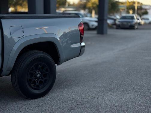 2020 Toyota Tacoma SR5