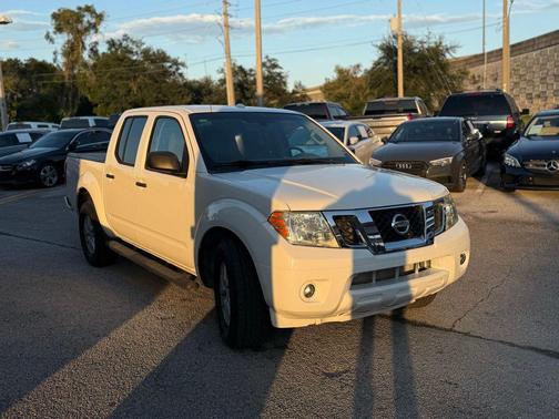 2015 Nissan Frontier SV