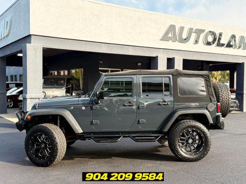 Rhino Clearcoat 2017 Jeep Wrangler Unlimited Rubicon