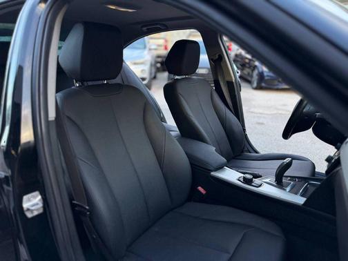2017 BMW 320 i