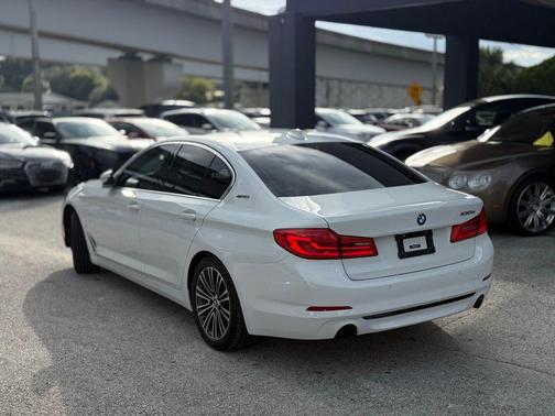 2019 BMW 530e iPerformance