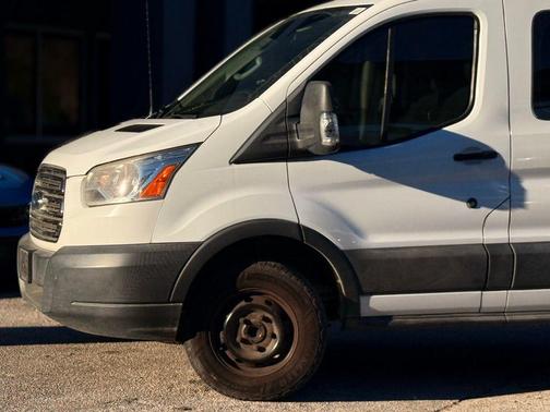 2017 Ford Transit-350 XLT