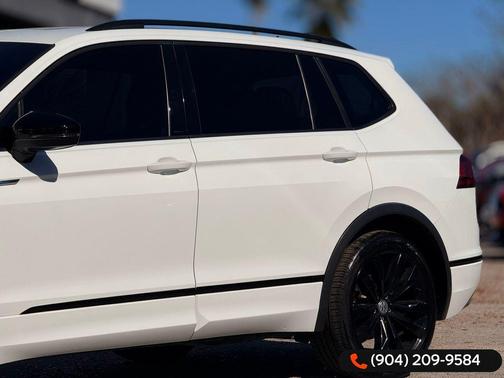 2021 Volkswagen Tiguan 2.0T SE R-Line Black