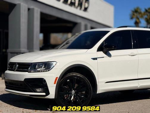 Pure White 2021 Volkswagen Tiguan 2.0T SE R-Line Black