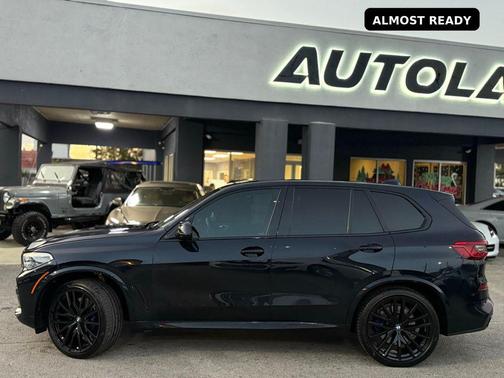 2020 BMW X5 M50i
