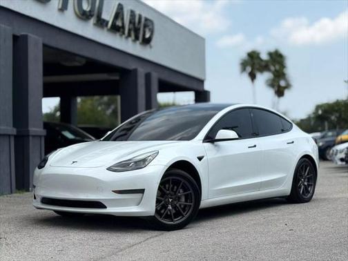 2021 Tesla Model 3 Standard Range Plus