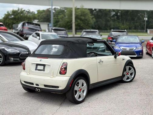 2007 MINI Cooper S Base