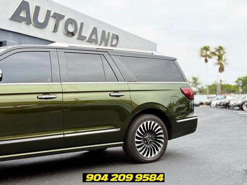 Green 2019 Lincoln Navigator L Black Label