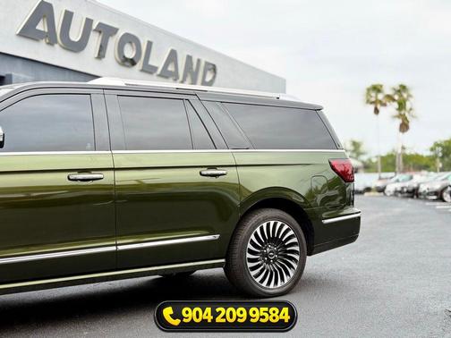 Green 2019 Lincoln Navigator L Black Label