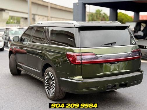 Green 2019 Lincoln Navigator L Black Label