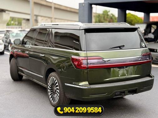 Green 2019 Lincoln Navigator L Black Label