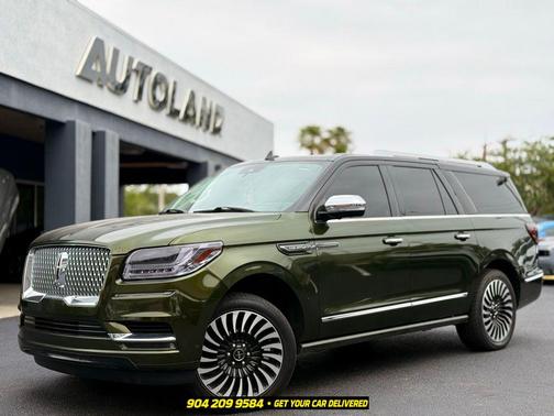 Green 2019 Lincoln Navigator L Black Label