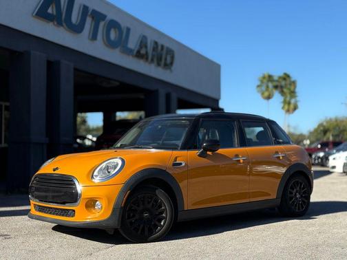 2017 MINI Hardtop Cooper