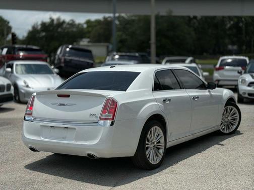 2014 Chrysler 300C Base