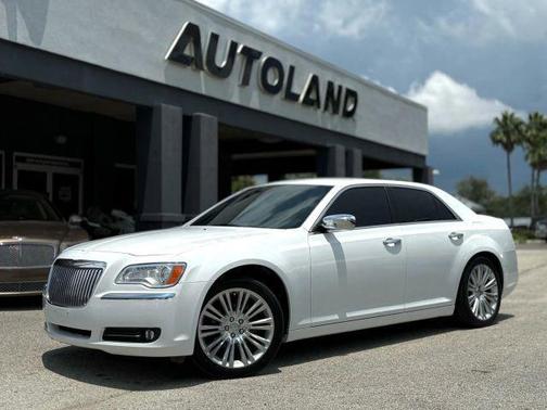 2014 Chrysler 300C Base