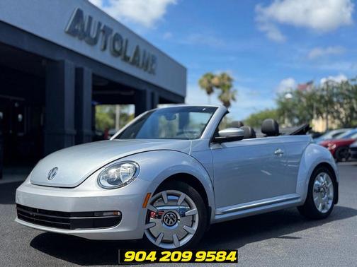 Reflex Silver Metallic/Black Roof 2015 Volkswagen Beetle 1.8T