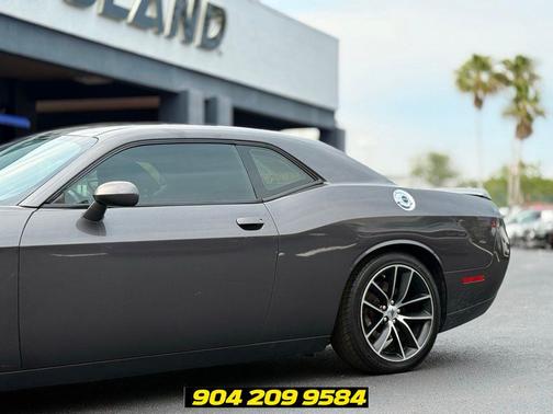 Granite Pearlcoat 2018 Dodge Challenger R/T