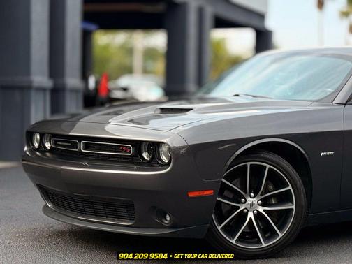 Granite Pearlcoat 2018 Dodge Challenger R/T
