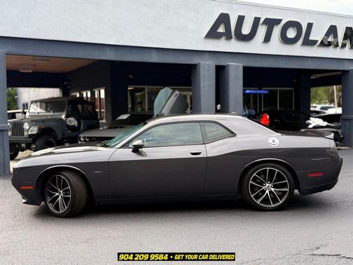Granite Pearlcoat 2018 Dodge Challenger R/T