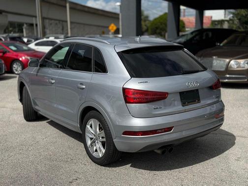 2018 Audi Q3 2.0T Premium Plus