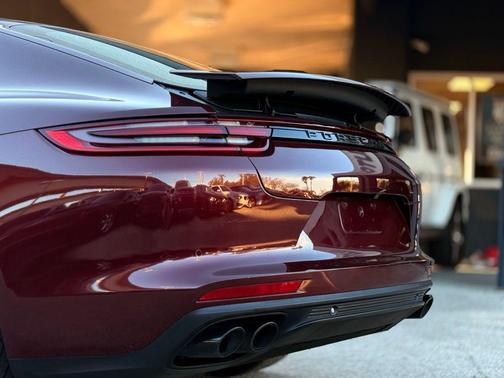 2020 Porsche Panamera 4