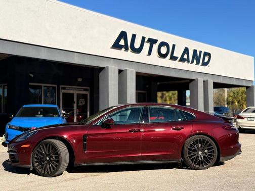 2020 Porsche Panamera 4