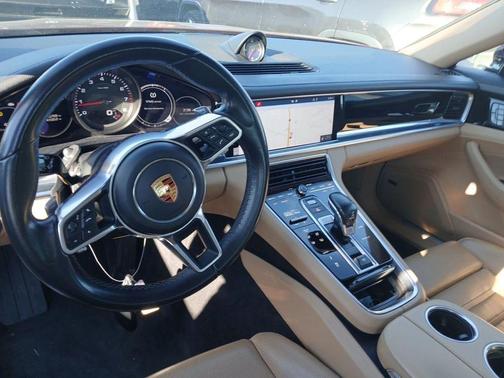 2020 Porsche Panamera 4