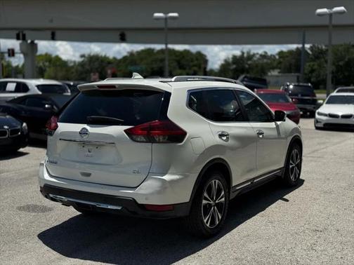 2017 Nissan Rogue SL