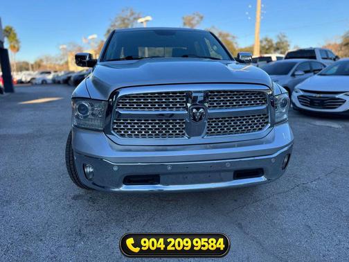 Bright Silver Metallic Clearcoat 2017 RAM 1500 Laramie