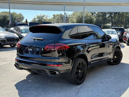 2018 Porsche Cayenne Cayenne