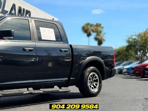 Brilliant Black Crystal Pearlcoat 2016 RAM 1500 Rebel