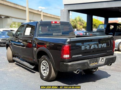 Brilliant Black Crystal Pearlcoat 2016 RAM 1500 Rebel