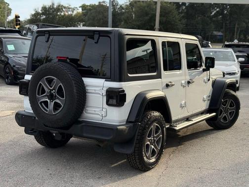 2018 Jeep Wrangler Unlimited Sport