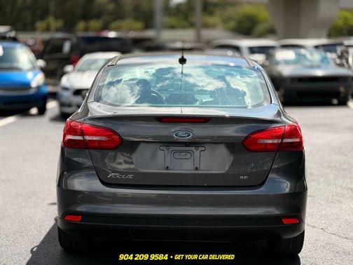 Magnetic Metallic 2017 Ford Focus SE