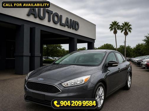 Magnetic Metallic 2017 Ford Focus SE