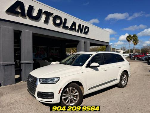 White 2018 Audi Q7 3.0T Premium Plus