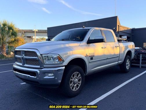 Bright Silver Metallic Clearcoat 2017 RAM 2500 Laramie Crew Cab 4x4 6'4' Box