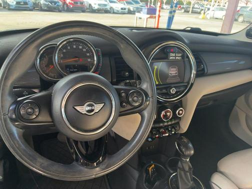2016 MINI Hardtop Cooper
