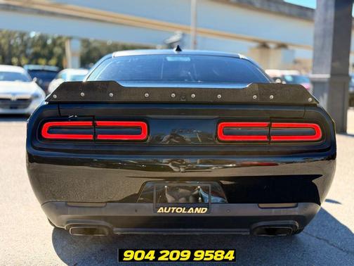 Pitch Black Clearcoat 2015 Dodge Challenger R/T Scat Pack
