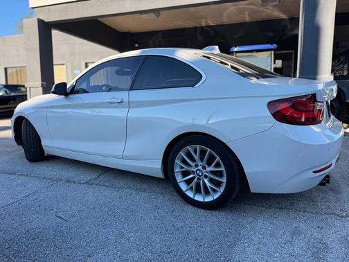 2016 BMW 228 228i