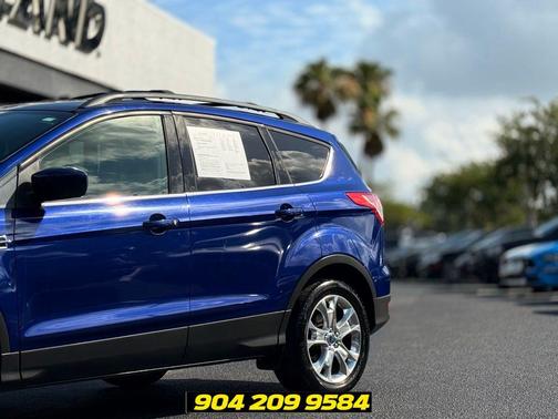 Deep Impact Blue 2013 Ford Escape SE