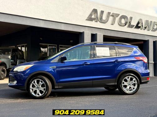 Deep Impact Blue 2013 Ford Escape SE