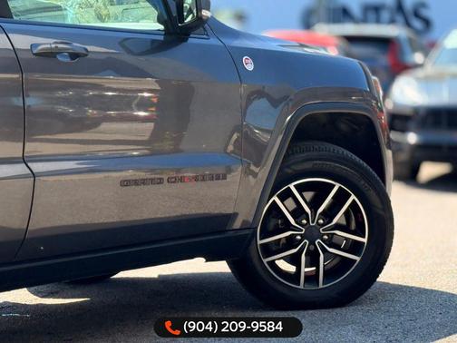 2019 Jeep Grand Cherokee Trailhawk