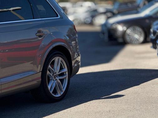 2017 Audi Q7 3.0T Prestige