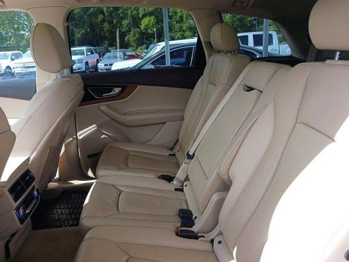 2017 Audi Q7 3.0T Prestige