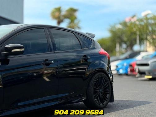 Shadow Black 2018 Ford Focus ST