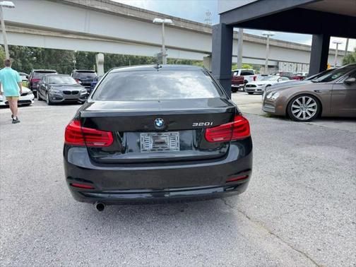 2018 BMW 320 i