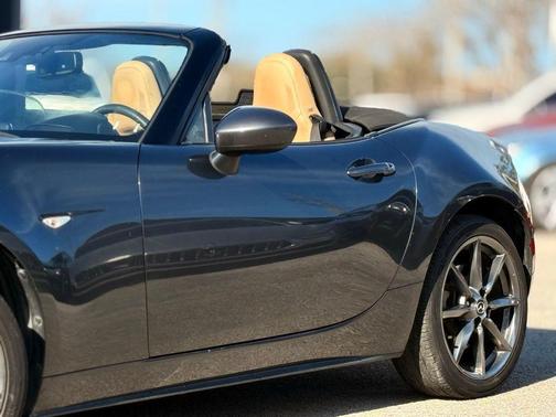 2016 Mazda MX-5 Miata Grand Touring